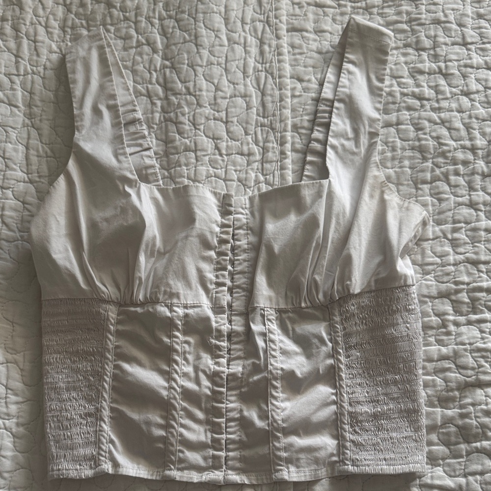 Guess White Sleeveless Crop Top